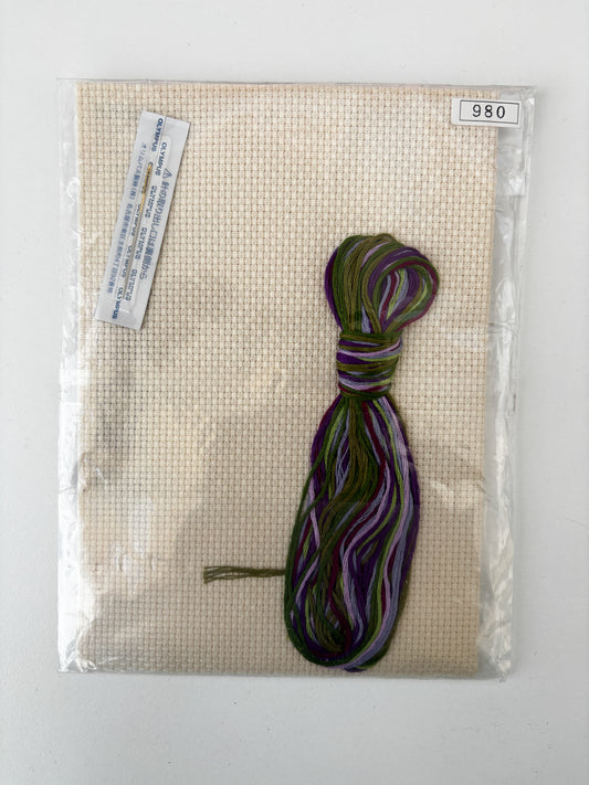 Flower Embroidered Tissue Pouch Kit