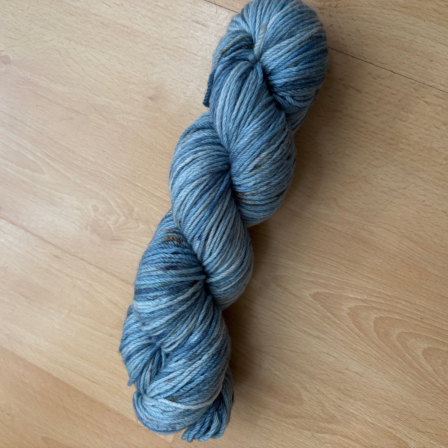 Hand dyed yarn from Japan (100 grams)