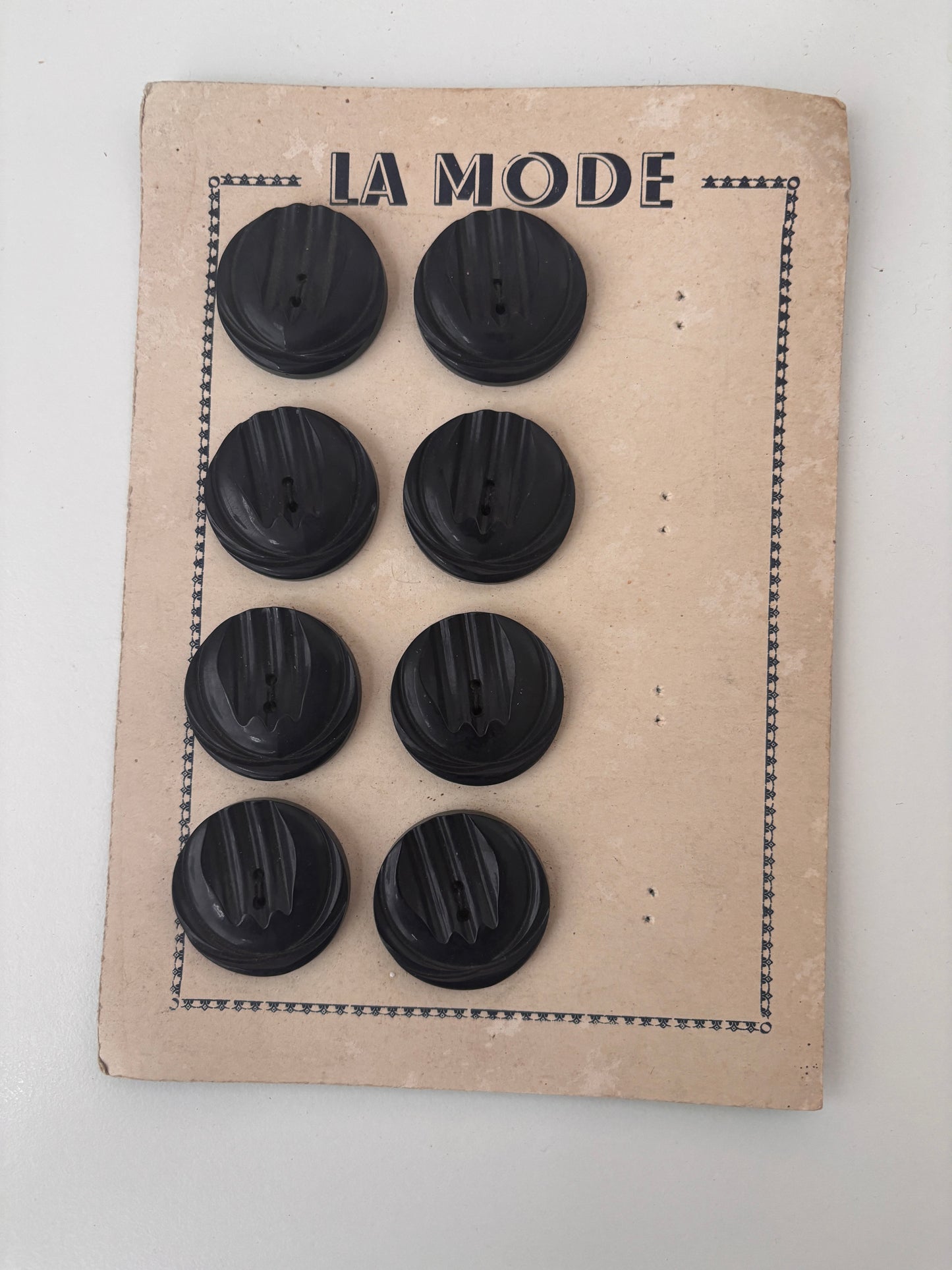 La Mode buttons (black - 30 mm)