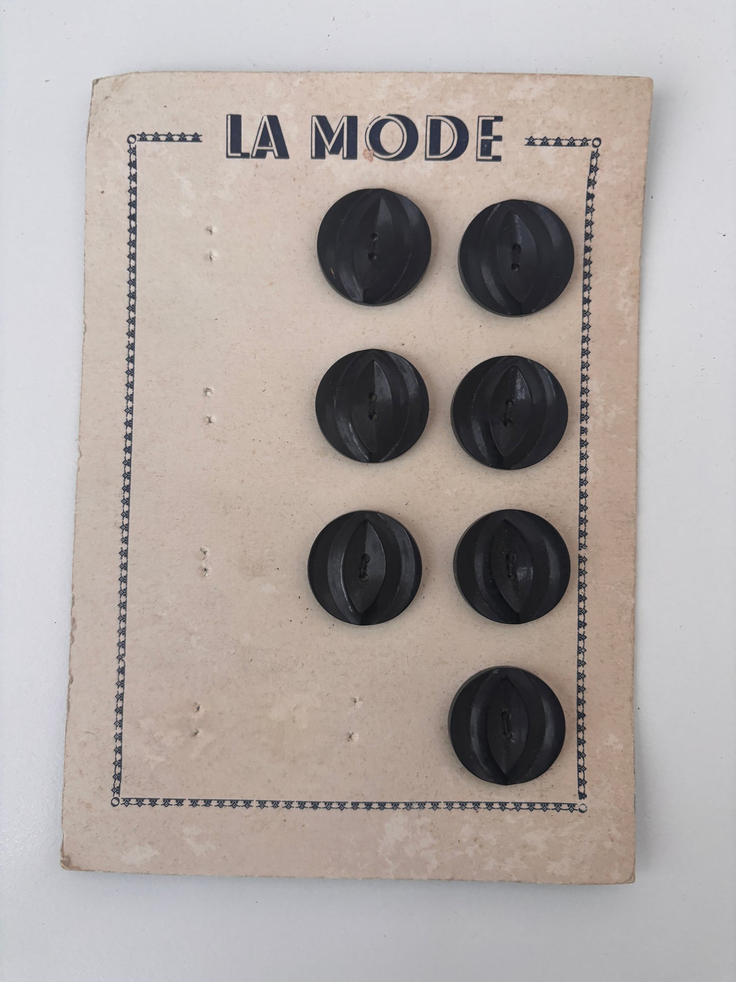 La Mode buttons (black - 26 mm)