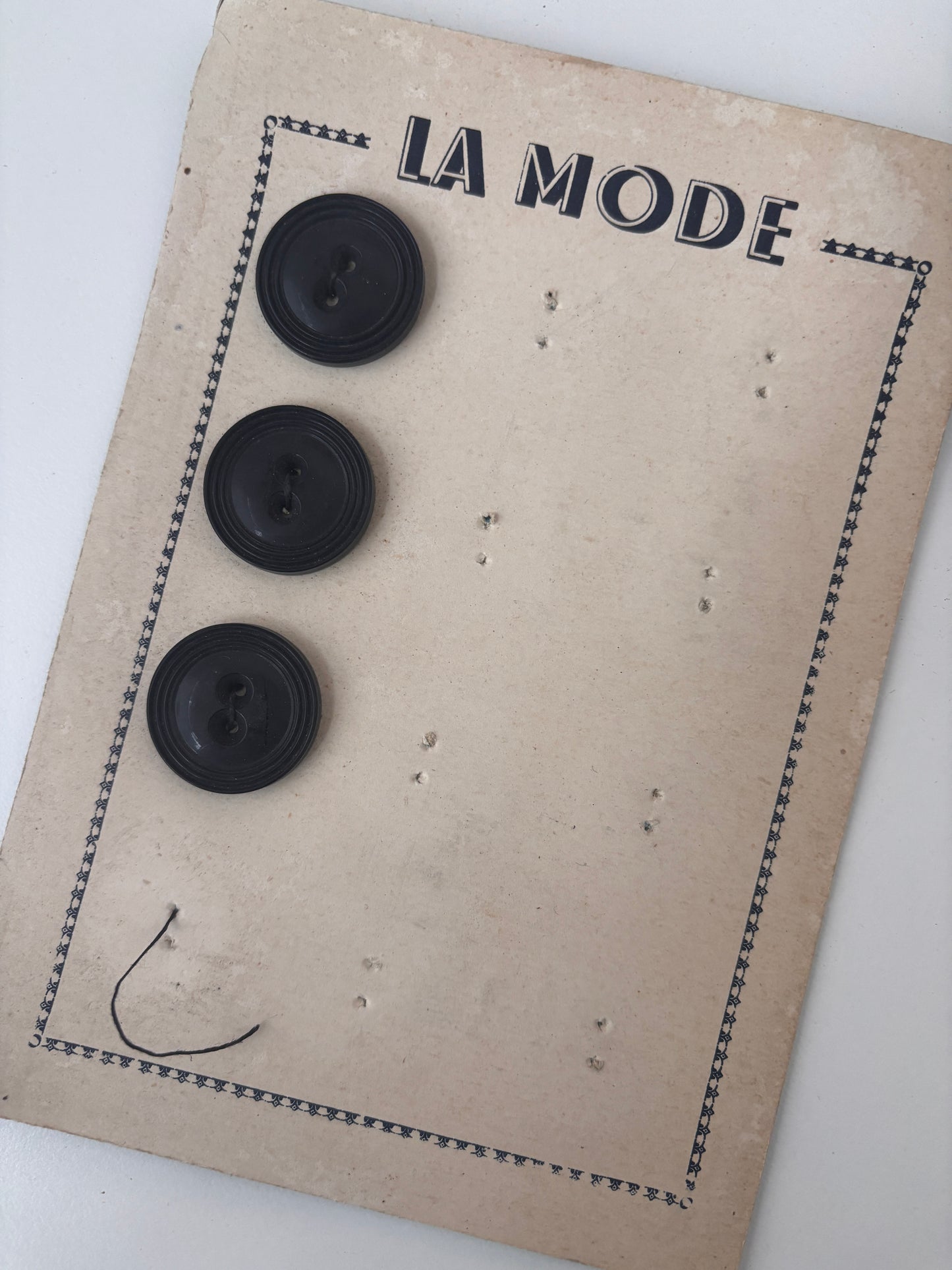 La Mode buttons (black - 26 mm)