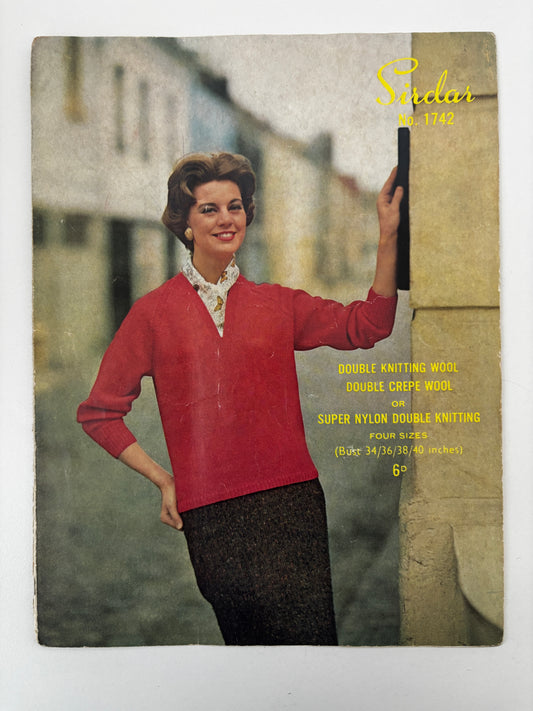 Sirdar Women's Sweater Leaflet (English)